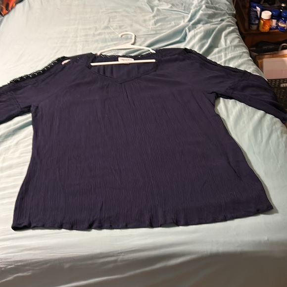 Westport 2X rayon blue cold shoulder lace tunic. Good condition. Pretty. Nice - Picture 9 of 11